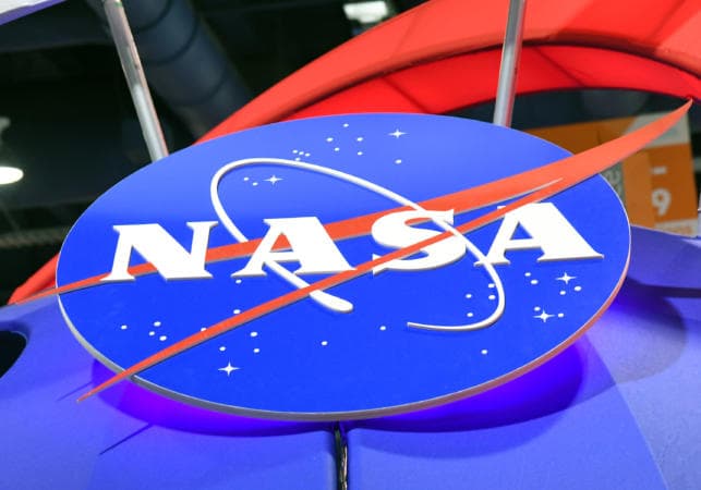 The Trump Administration Wants To Use Pell Grant Money To Fund NASA. This Scientist Thinks That's a Bad Idea The Trump Administration Wants To Use Pell Grant Money To Fund NASA. This Scientist Thinks That's a Bad Idea