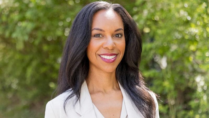 How 41-Year-Old Lakisha Simmons Secured Her Retirement Bag Of $850K As A Single Mother