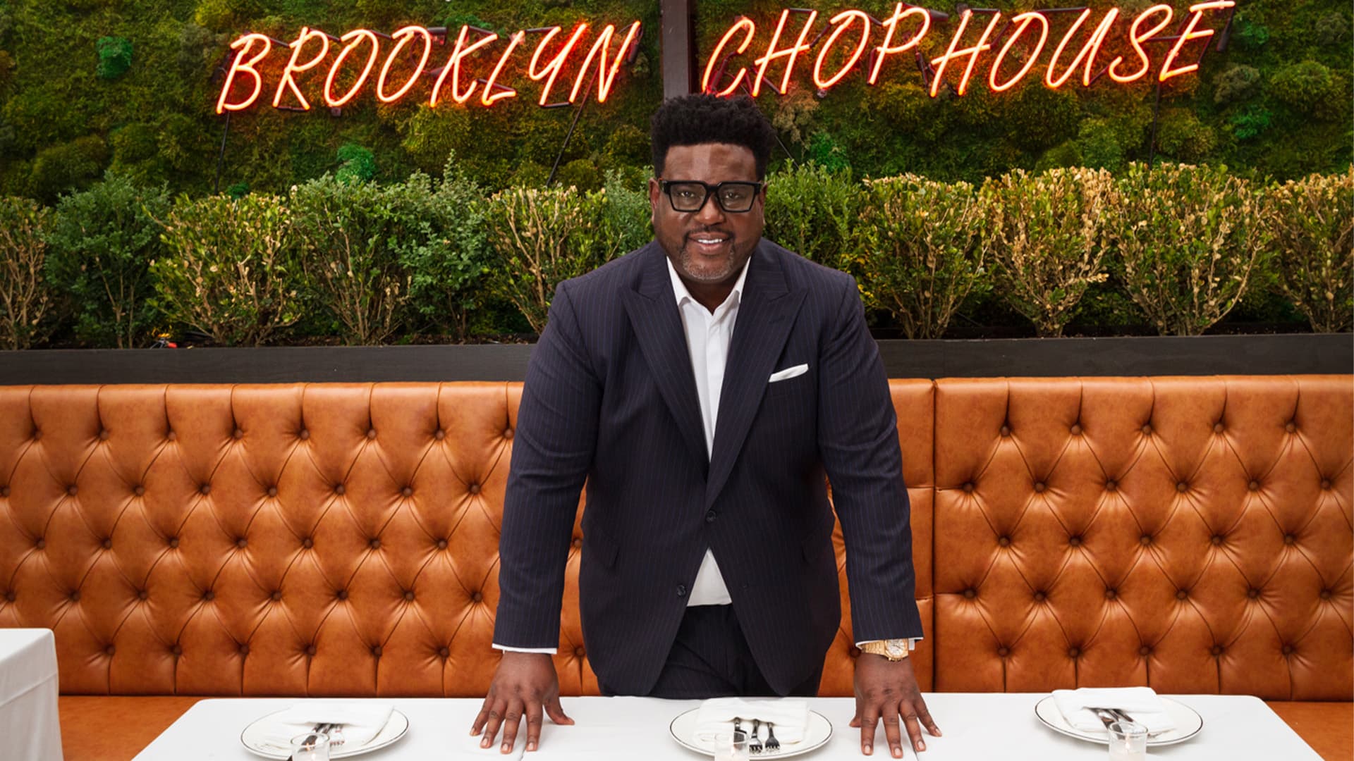 How Robert Cummins Became A Multi-Unit IHOP Franchisee And Founder Of The Largest Black-Owned Restaurant Group In New York How Robert Cummins Became A Multi-Unit IHOP Franchisee And Founder Of The Largest Black-Owned Restaurant Group In New York