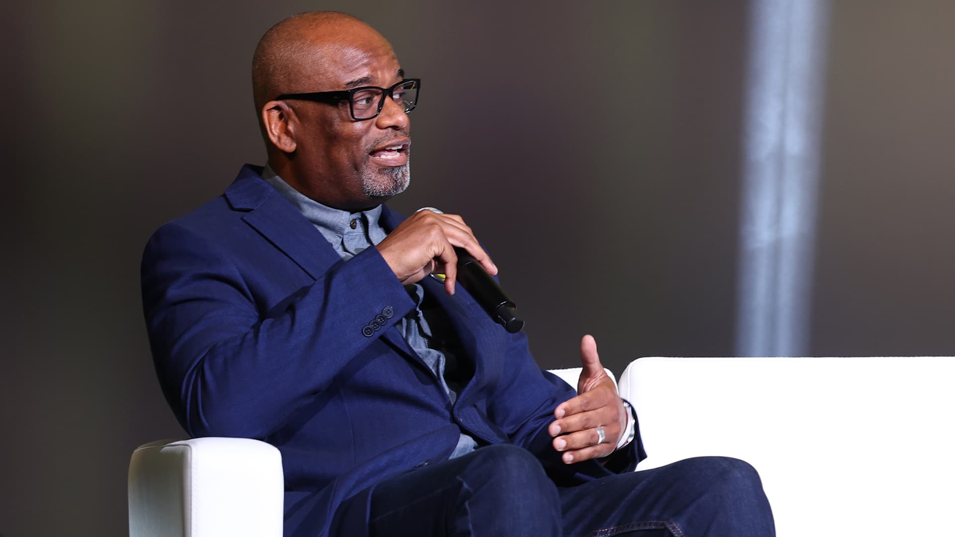 D’Wayne Edwards Says He Left The Footwear Industry To Give Back, Now He Is Launching An Online Platform For Black Learners To Receive Education From HBCUs