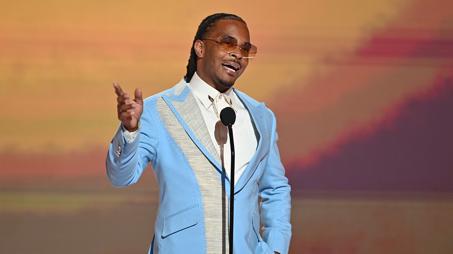 T.I. Admits He Thought AI Was Dangerous But Credits Dr. Dre For Changing His Perspective T.I. Admits He Thought AI Was Dangerous But Credits Dr. Dre For Changing His Perspective