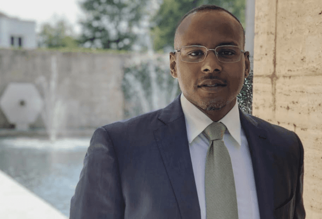 Meet Matthew Portis, the Inventor Who Engineered and Patented the First Solar Workstation Meet Matthew Portis, the Inventor Who Engineered and Patented the First Solar Workstation